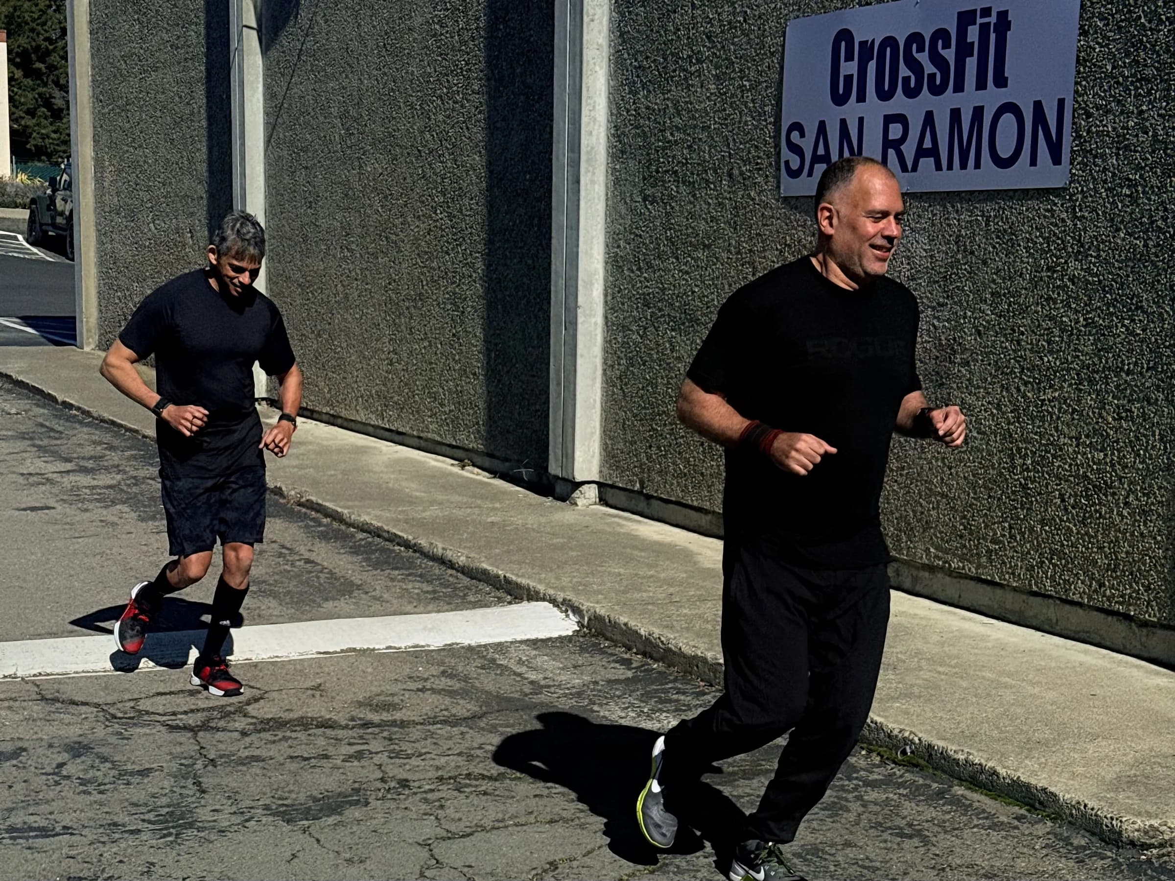 CrossFit San Ramon members running outdoors